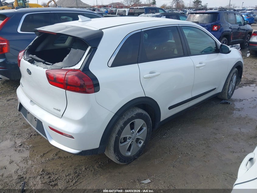 2019 Kia Niro VIN KNDCB3LC2K5338231 IAAI salvage auction — HAIL, Salvage (Illinois), sold $3,700 on 2026-07-28 (photo 4)