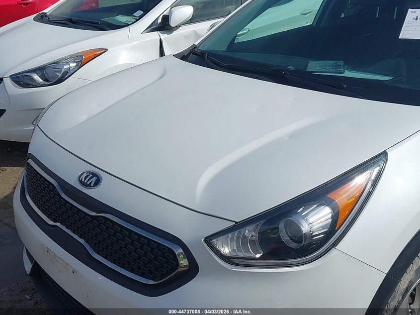 2019 Kia Niro VIN KNDCB3LC2K5338231 IAAI salvage auction — HAIL, Salvage (Illinois), sold $3,700 on 2026-07-28 (photo 6)