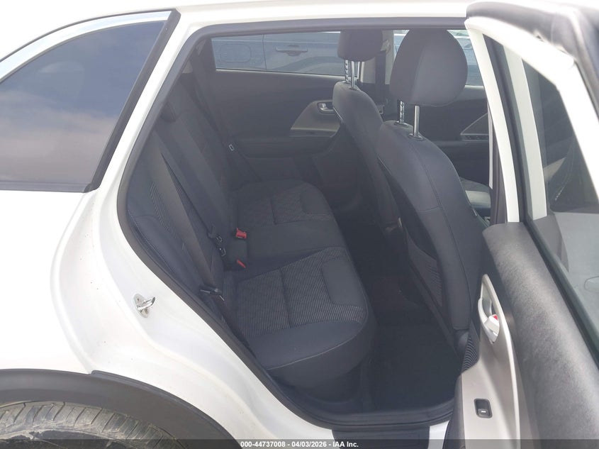 2019 Kia Niro VIN KNDCB3LC2K5338231 IAAI salvage auction — HAIL, Salvage (Illinois), sold $3,700 on 2026-07-28 (photo 8)