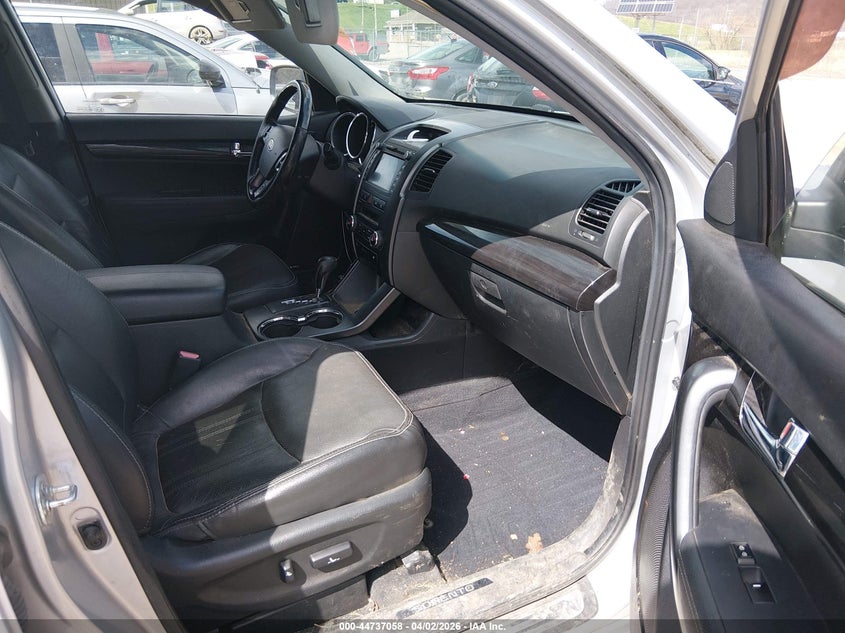 2012 Kia Sorento VIN 5XYKWDA22CG265774 IAAI salvage auction — REAR END, Salvage (West Virginia), sold $675 on 2026-07-11 (photo 5)