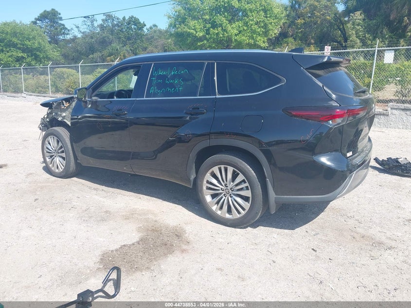 2024 Toyota Highlander VIN 5TDKDRAH4RS540189 IAAI salvage auction — FRONT END, Wait Title, sold $16,075 on 2026-07-16 (photo 3)