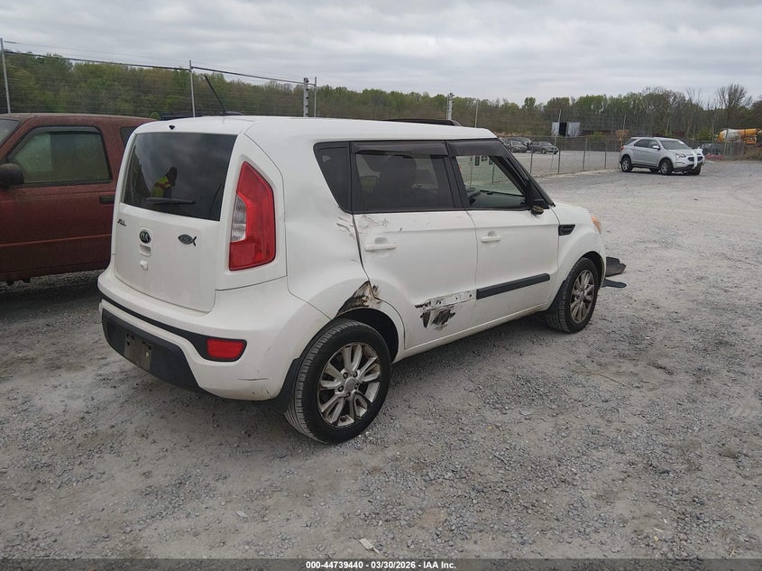 2013 Kia Soul VIN KNDJT2A65D7522405 IAAI salvage auction — RIGHT SIDE, Clear (Tennessee), sold $925 on 2026-07-29 (photo 4)