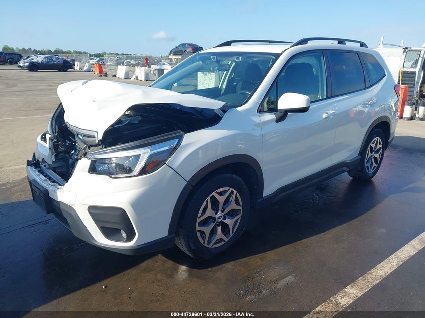 2021 Subaru Forester VIN JF2SKAJC0MH525411 IAAI salvage auction — FRONT END, Salvage (North Carolina), sold $4,000 on 2026-07-29 (photo 2)