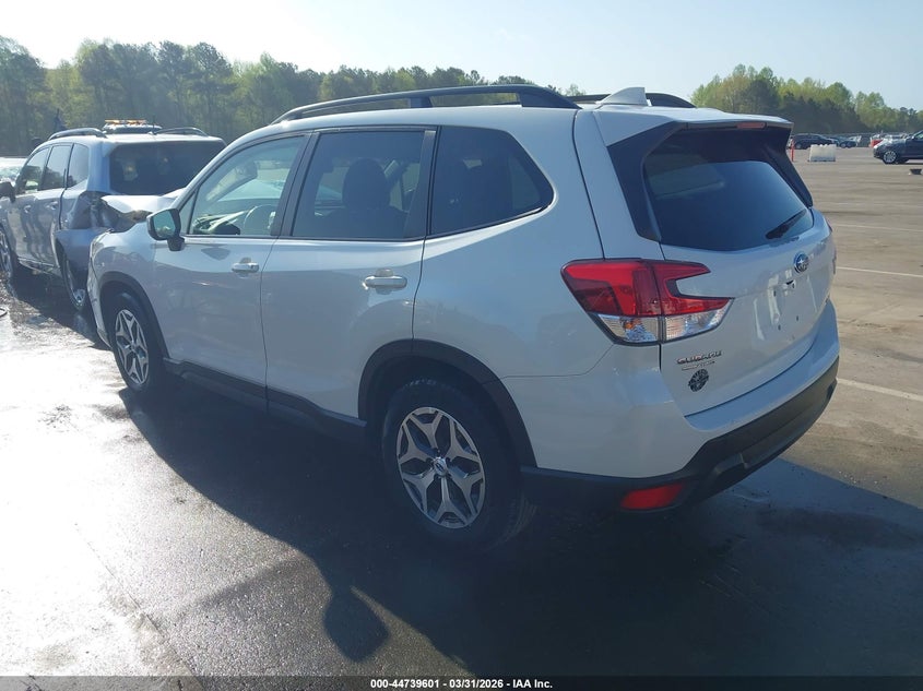 2021 Subaru Forester VIN JF2SKAJC0MH525411 IAAI salvage auction — FRONT END, Salvage (North Carolina), sold $4,000 on 2026-07-29 (photo 3)