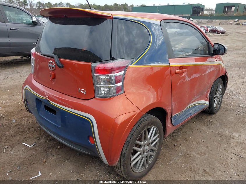 2013 Scion Iq VIN JTNJJXB05DJ022532 IAAI salvage auction — SIDE, Wait Title, sold $2,050 on 2026-08-01 (photo 4)