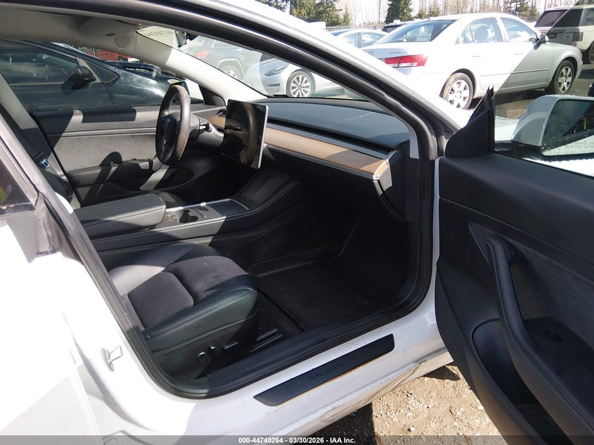 2021 Tesla Model 3 VIN 5YJ3E1EA6MF838482 IAAI salvage auction — RIGHT FRONT, Wait Title, sold $6,450 on 2026-07-16 (photo 5)