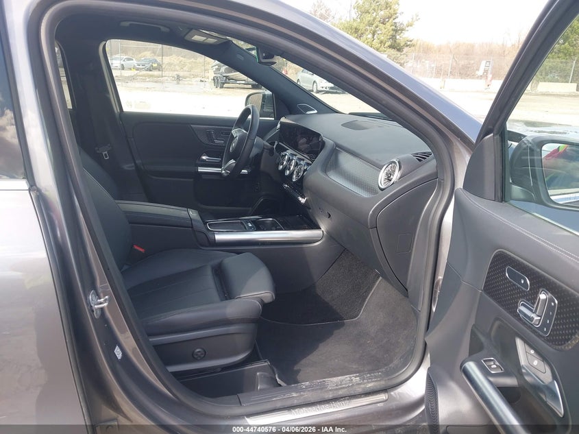 2024 Mercedes-benz Gla-class VIN W1N4N4HB0RJ619200 IAAI salvage auction — FRONT END, Wait Title, sold $9,800 on 2026-07-14 (photo 5)