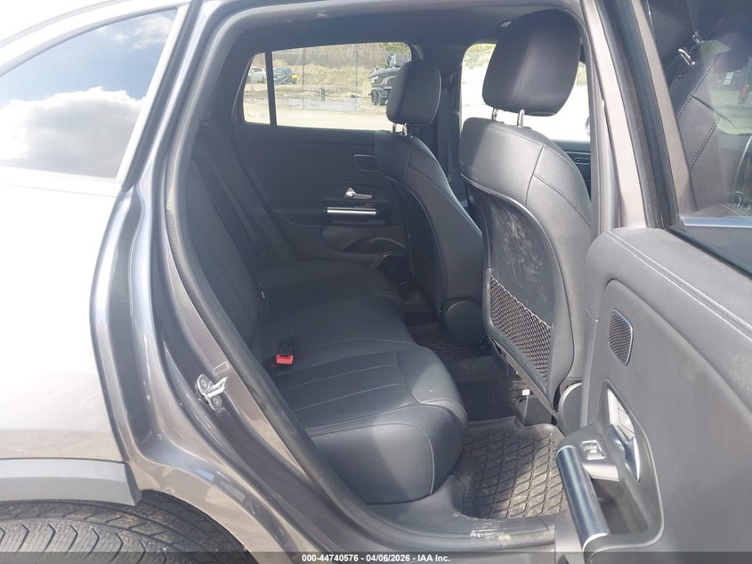 2024 Mercedes-benz Gla-class VIN W1N4N4HB0RJ619200 IAAI salvage auction — FRONT END, Wait Title, sold $9,800 on 2026-07-14 (photo 8)