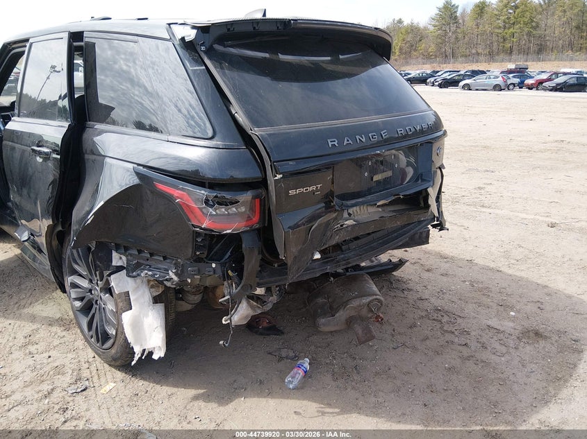 2021 Land rover Range rover sport VIN SALWR2SU3MA780774 IAAI salvage auction — FRONT & REAR, Salvage (Massachusetts), sold $9,000 on 2026-07-17 (photo 6)