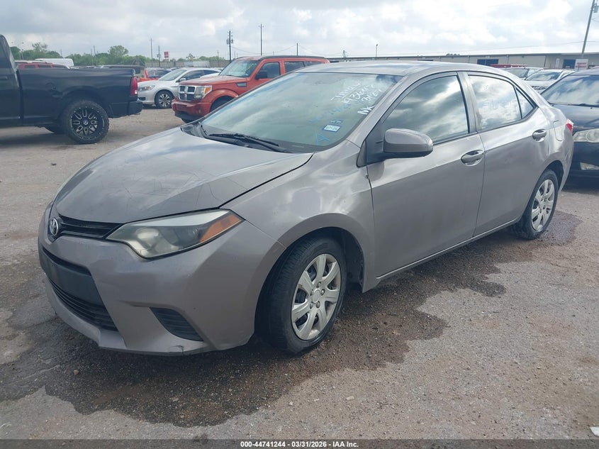 2015 Toyota Corolla VIN 5YFBURHE3FP193647 IAAI salvage auction — NORMAL WEAR, Original (Texas), sold $50 on 2026-07-29 (photo 2)