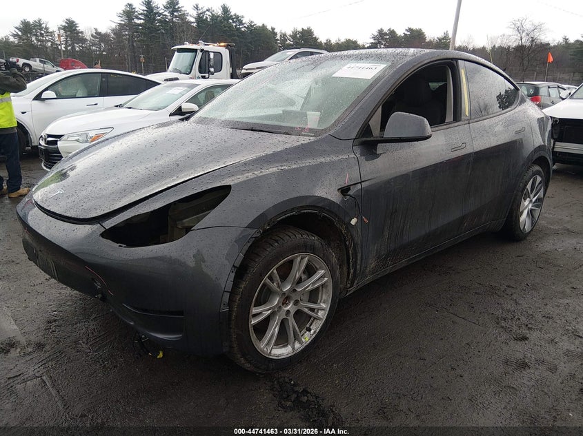 2023 Tesla Model y VIN 7SAYGDEE8PA033933 IAAI salvage auction — FRONT END, Salvage (New Hampshire), sold $10,975 on 2026-07-09 (photo 2)