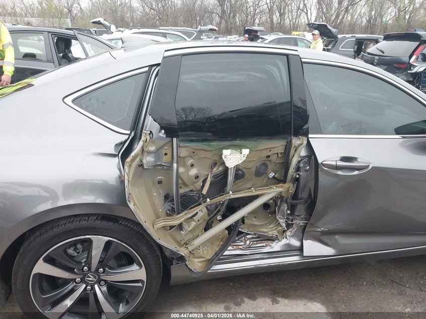 2025 Acura Tlx VIN 19UUB5F40SA001909 IAAI salvage auction — RIGHT SIDE, Wait Title, sold $16,025 on 2026-07-29 (photo 6)