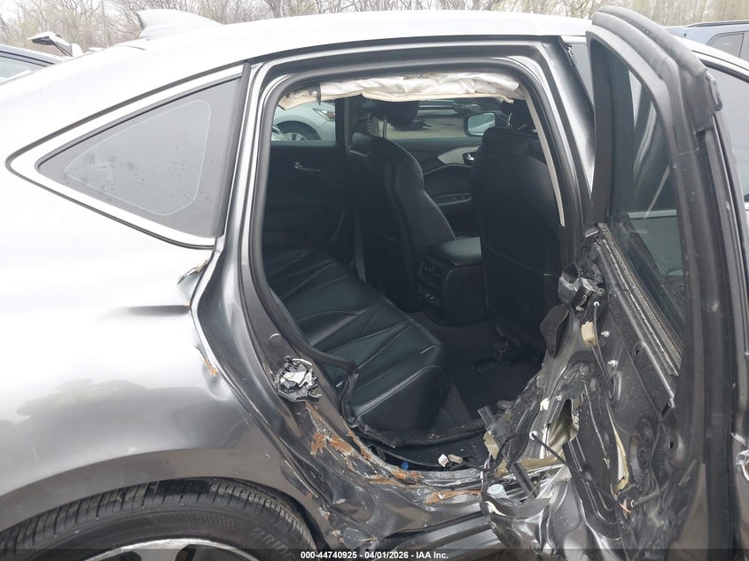 2025 Acura Tlx VIN 19UUB5F40SA001909 IAAI salvage auction — RIGHT SIDE, Wait Title, sold $16,025 on 2026-07-29 (photo 8)