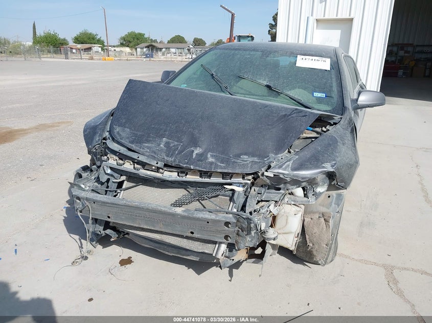 2011 Chevrolet Malibu VIN 1G1ZC5EU3BF193941 IAAI salvage auction — FRONT & REAR, Salvage (Texas), sold $200 on 2026-07-09 (photo 6)