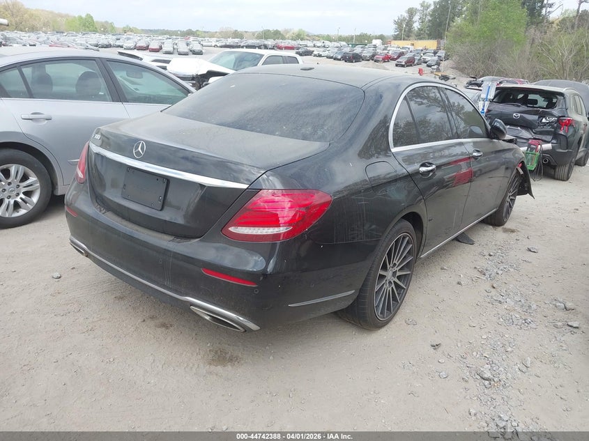 2017 Mercedes-benz E-klasse VIN WDDZF4JB4HA082064 IAAI salvage auction — FRONT END, Salvage (Georgia), sold $3,750 on 2026-07-14 (photo 4)