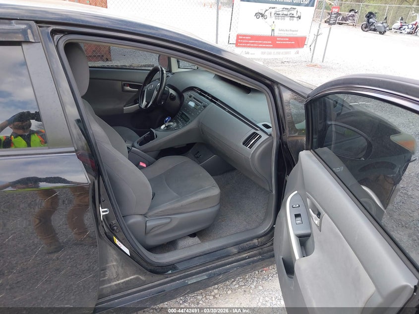 2010 Toyota Prius VIN JTDKN3DU3A0003386 IAAI salvage auction — FRONT END, Salvage (Kentucky), sold $500 on 2026-07-21 (photo 5)