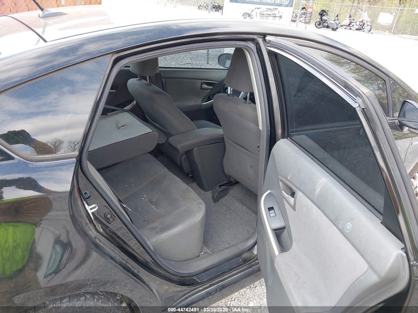 2010 Toyota Prius VIN JTDKN3DU3A0003386 IAAI salvage auction — FRONT END, Salvage (Kentucky), sold $500 on 2026-07-21 (photo 8)