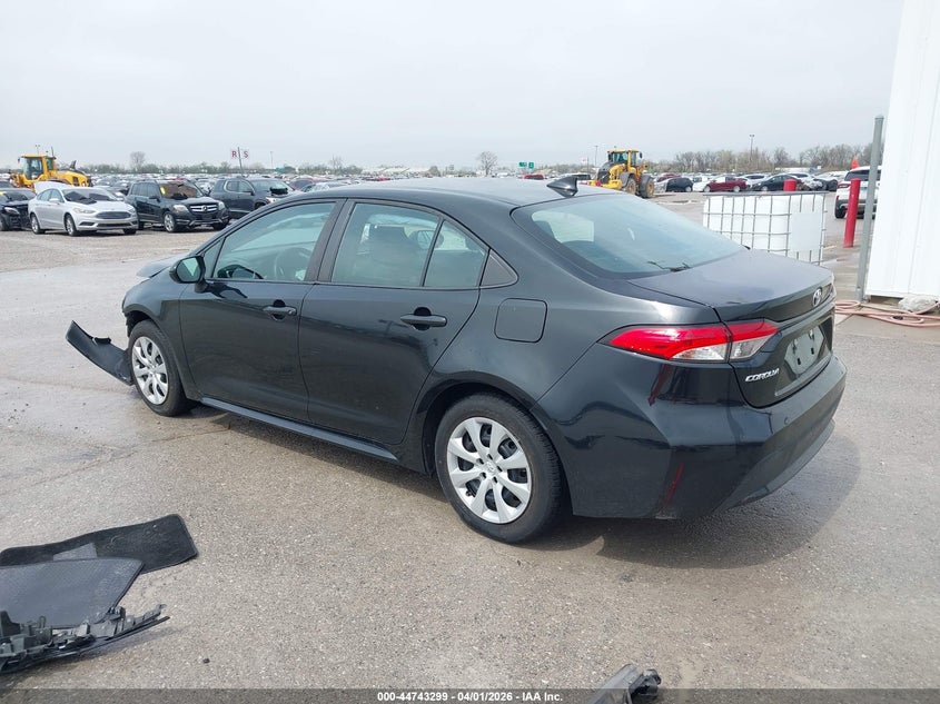 2022 Toyota Corolla VIN 5YFEPMAE2NP277474 IAAI salvage auction — FRONT END, Salvage (Illinois), sold $2,950 on 2026-07-28 (photo 3)