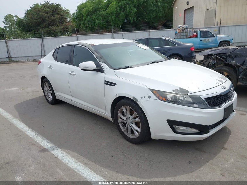 2013 Kia Optima VIN 5XXGN4A75DG248591 IAAI salvage auction — LEFT FRONT, Salvage (Texas), sold $750 on 2026-07-07 (photo 1)