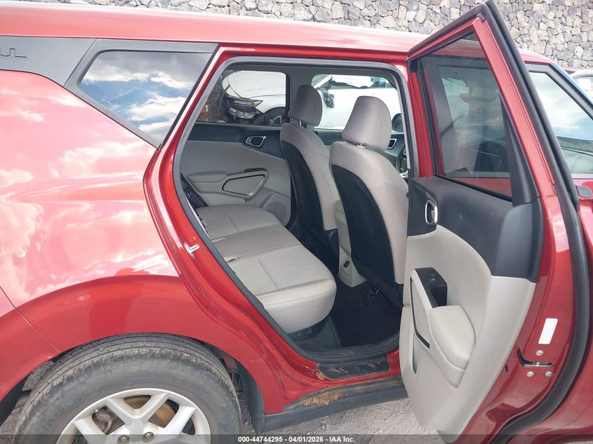 2022 Kia Soul VIN KNDJ23AUXN7817783 IAAI salvage auction — WATER/FLOOD, Salvage (Hawaii), sold $675 on 2026-07-14 (photo 8)