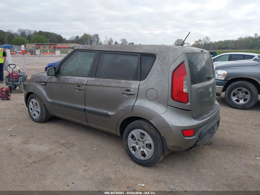 2013 Kia Soul VIN KNDJT2A55D7624214 IAAI salvage auction — NORMAL WEAR, Salvage (Texas), sold $850 on 2026-07-15 (photo 3)
