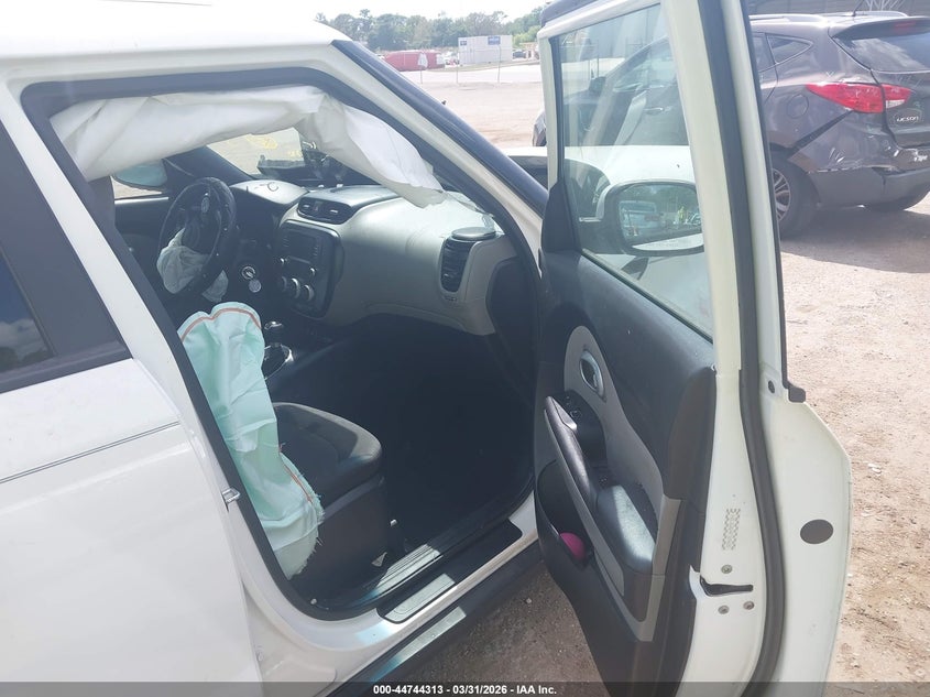 2019 Kia Soul VIN KNDJN2A24K7694655 IAAI salvage auction — FRONT END, Wait Title, sold $825 on 2026-09-30 (photo 5)