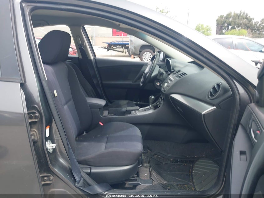 2011 Mazda 3 VIN JM1BL1VG7B1420413 IAAI salvage auction — LEFT FRONT, Salvage (Idaho), sold $600 on 2026-07-13 (photo 5)
