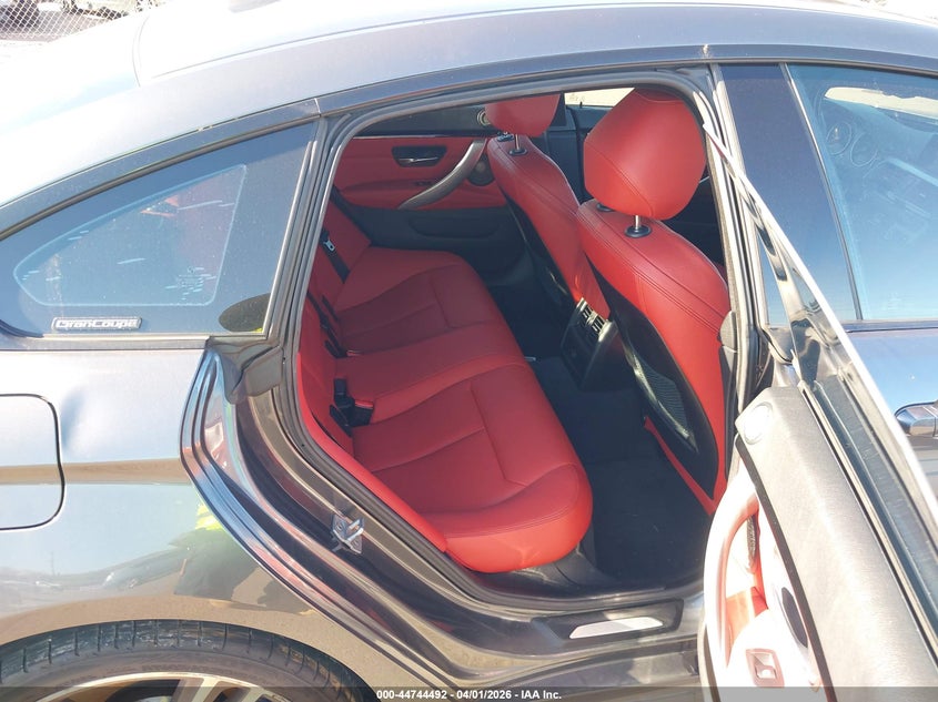 2016 BMW 4er VIN WBA4C9C54GG139602 IAAI salvage auction — WATER/FLOOD, Salvage (Hawaii), sold $1,750 on 2026-08-04 (photo 8)