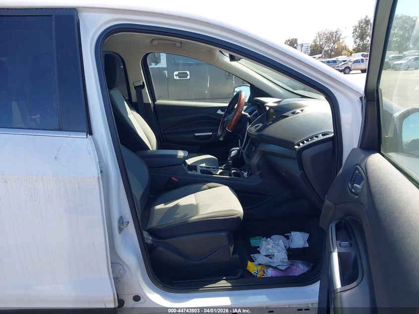 2019 Ford Escape VIN 1FMCU0GD6KUA21694 IAAI salvage auction — NORMAL WEAR, Clear (California), sold $1,750 on 2026-07-09 (photo 5)