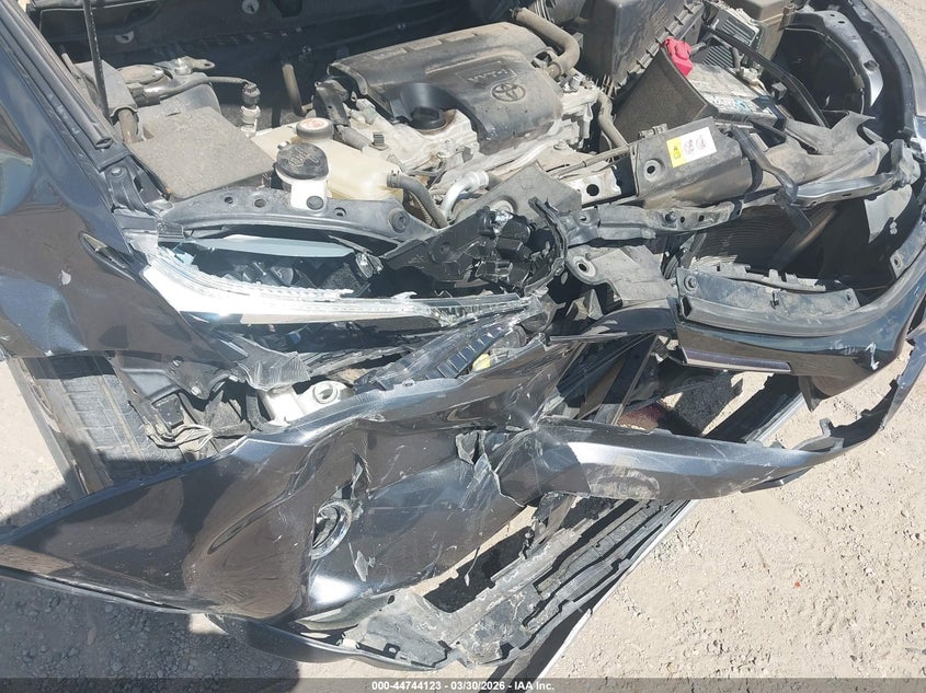 2018 Toyota Rav 4 VIN JTMRFREV6JD232787 IAAI salvage auction — FRONT END, Salvage (Colorado), sold $2,575 on 2026-07-29 (photo 6)