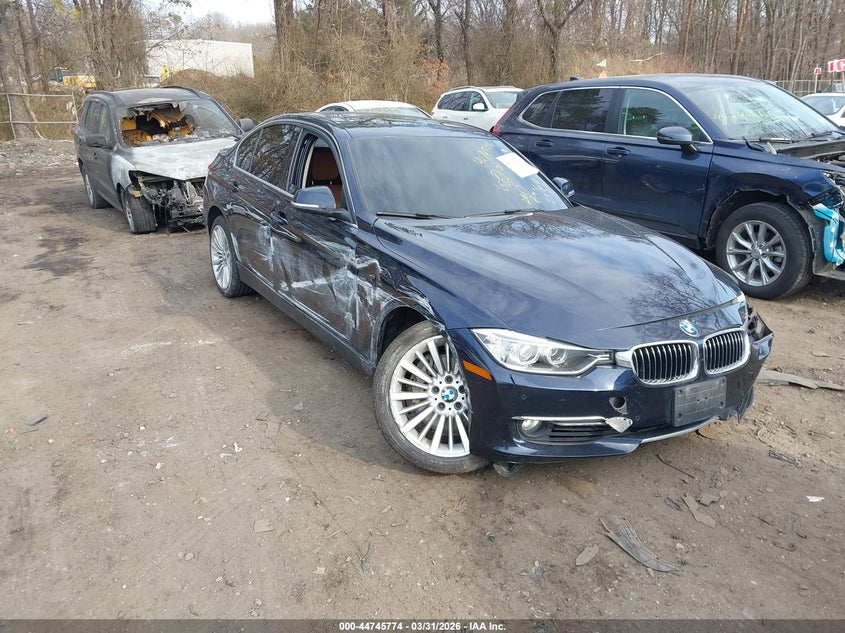 2013 BMW 3er VIN WBA3B9C58DF587177 IAAI salvage auction — SUSPENSION, Wait Title, sold $375 on 2026-07-21 (photo 1)