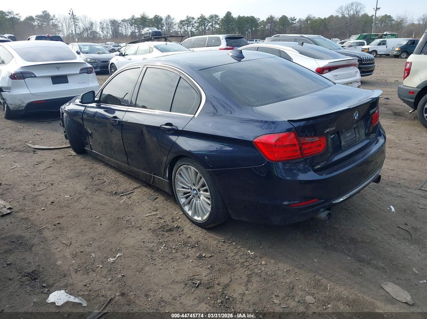 2013 BMW 3er VIN WBA3B9C58DF587177 IAAI salvage auction — SUSPENSION, Wait Title, sold $375 on 2026-07-21 (photo 3)