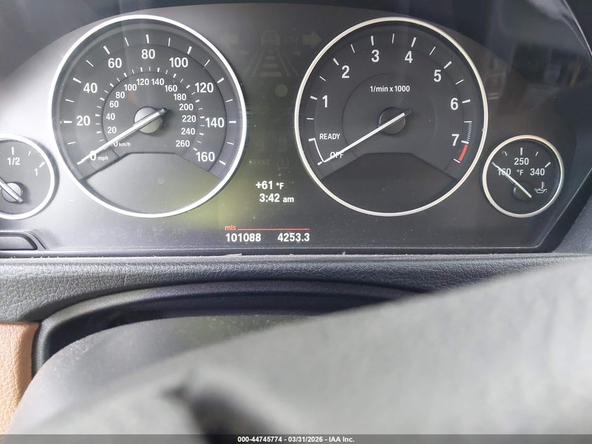 2013 BMW 3er VIN WBA3B9C58DF587177 IAAI salvage auction — SUSPENSION, Wait Title, sold $375 on 2026-07-21 (photo 7)