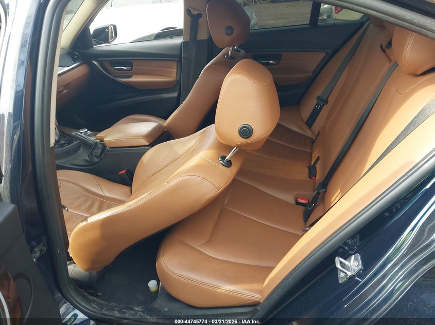 2013 BMW 3er VIN WBA3B9C58DF587177 IAAI salvage auction — SUSPENSION, Wait Title, sold $375 on 2026-07-21 (photo 8)