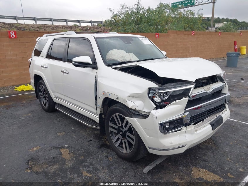 2021 Toyota 4runner VIN JTEDU5JR9M5232438 IAAI salvage auction — REAR END, Salvage (California), sold $10,125 on 2026-07-29 (photo 1)