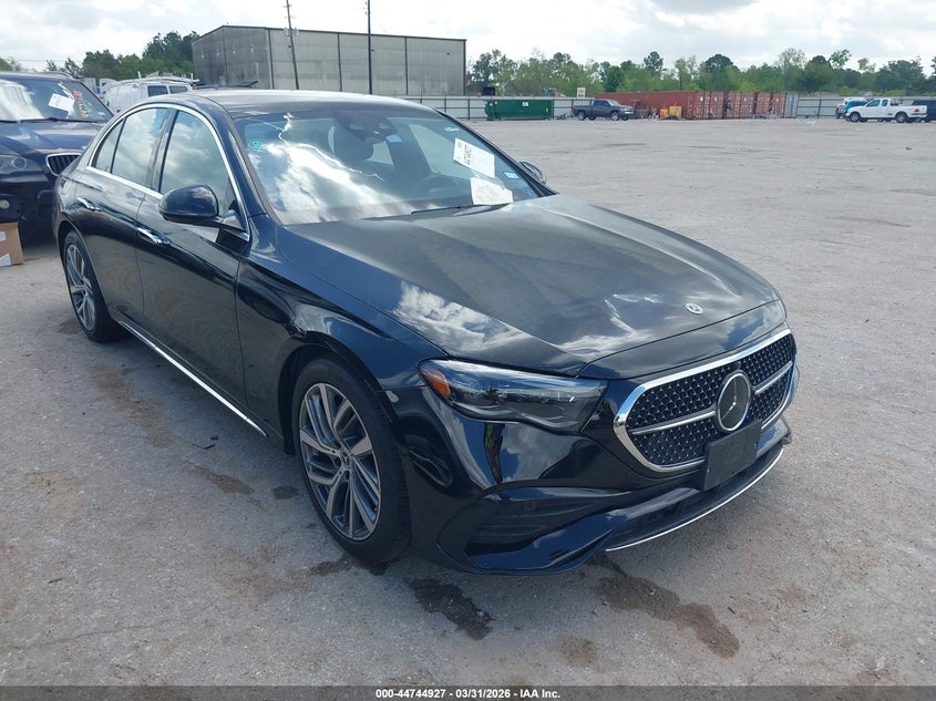 2024 Mercedes-benz E-class VIN W1KLF4HB3RA008034 — IAAI salvage auction photo