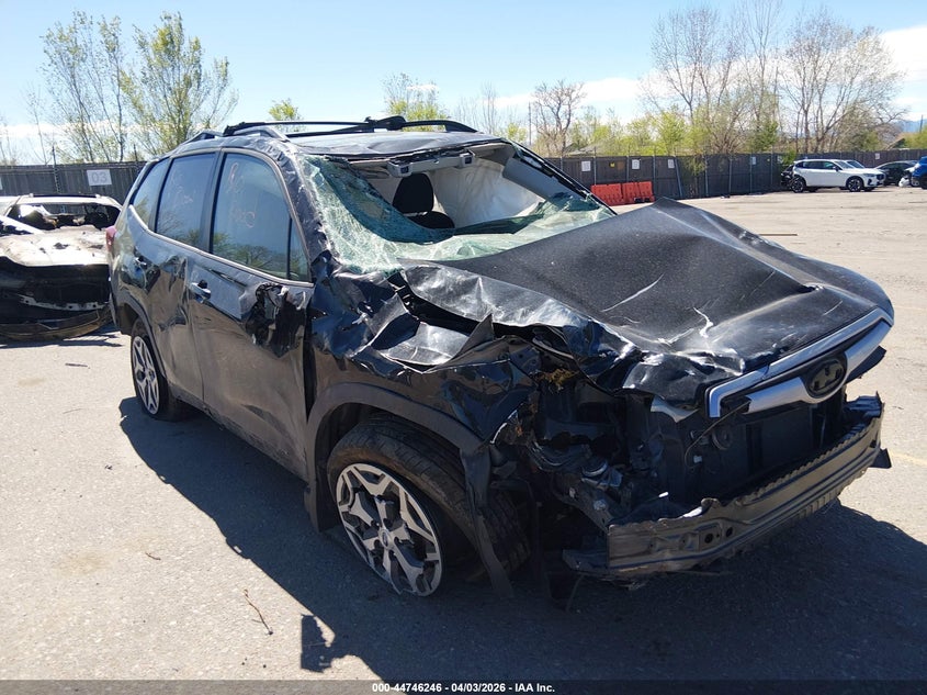 2019 Subaru Forester VIN JF2SKAGC6KH463310 IAAI salvage auction — FRONT END, Clear (New York), sold $850 on 2026-07-28 (photo 1)