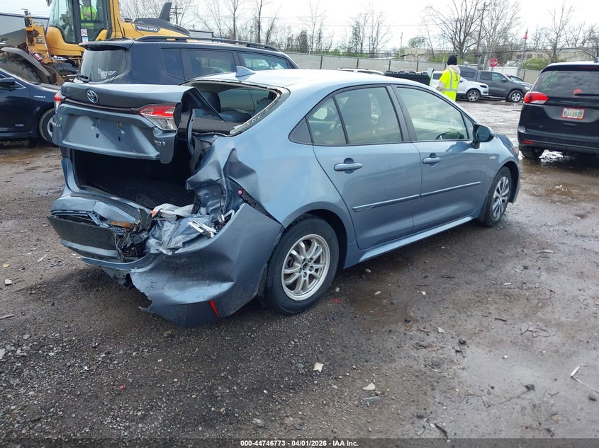2021 Toyota Corolla VIN JTDEAMDE6MJ032855 IAAI salvage auction — REAR END, Wait Title, sold $4,300 on 2026-07-09 (photo 4)