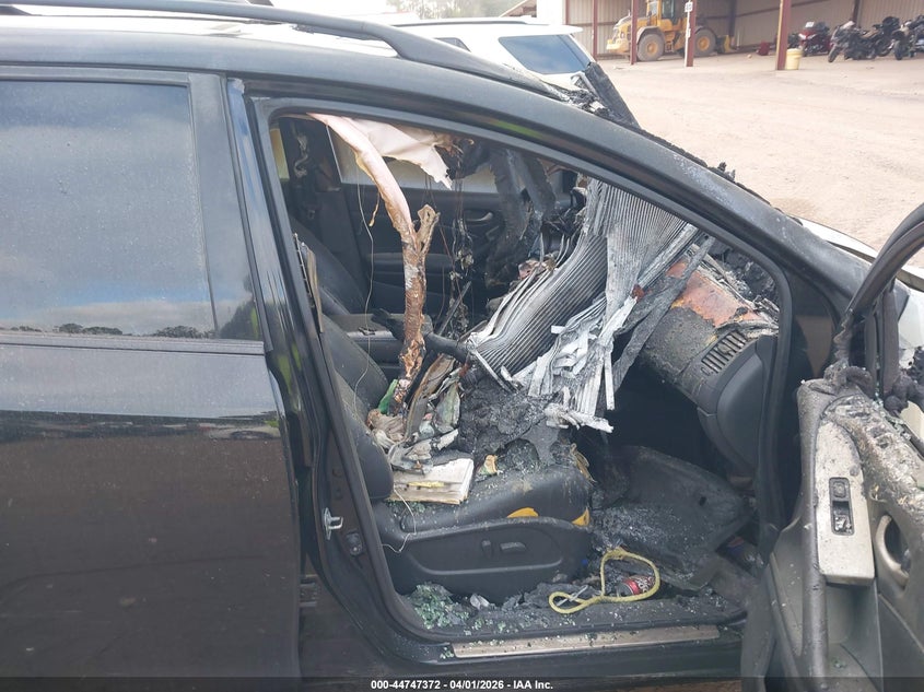 2012 Nissan Murano VIN JN8AZ1MU7CW119327 IAAI salvage auction — Burn Interior, Salvage (Alabama), sold $25 on 2026-07-29 (photo 5)
