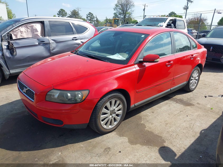 2005 Volvo S40 VIN YV1MS382X52089925 IAAI salvage auction — NORMAL WEAR, Clear (Michigan), sold $1,225 on 2026-07-13 (photo 2)