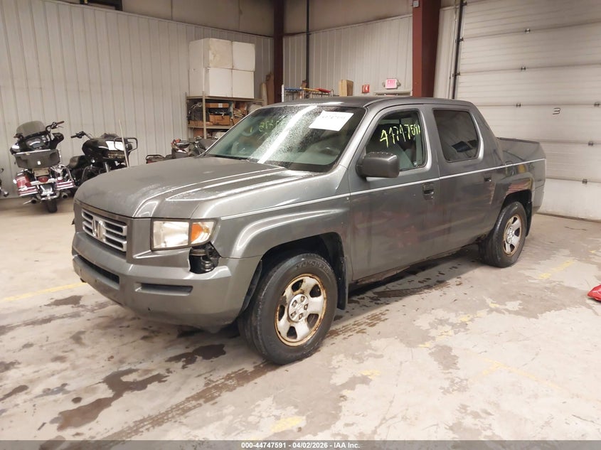 2008 Honda Ridgeline VIN 2HJYK16238H509501 IAAI salvage auction — SIDE, Salvage (Idaho), sold $450 on 2026-07-24 (photo 2)