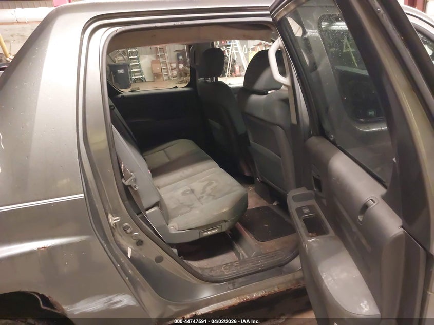 2008 Honda Ridgeline VIN 2HJYK16238H509501 IAAI salvage auction — SIDE, Salvage (Idaho), sold $450 on 2026-07-24 (photo 8)