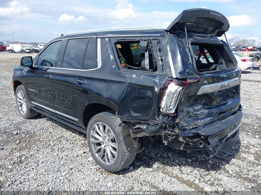 2022 Gmc Yukon VIN 1GKS2DKT4NR296519 IAAI salvage auction — REAR END, Salvage (West Virginia), sold $14,100 on 2026-07-09 (photo 3)