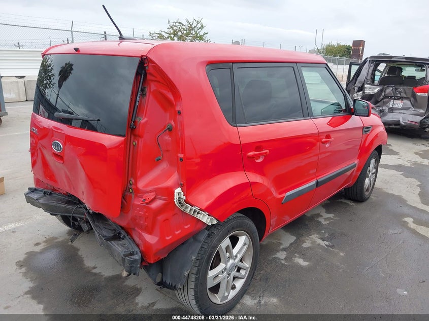 2011 Kia Soul VIN KNDJT2A22B7234416 IAAI salvage auction — FRONT & REAR, Salvage (California), sold $400 on 2026-07-08 (photo 4)