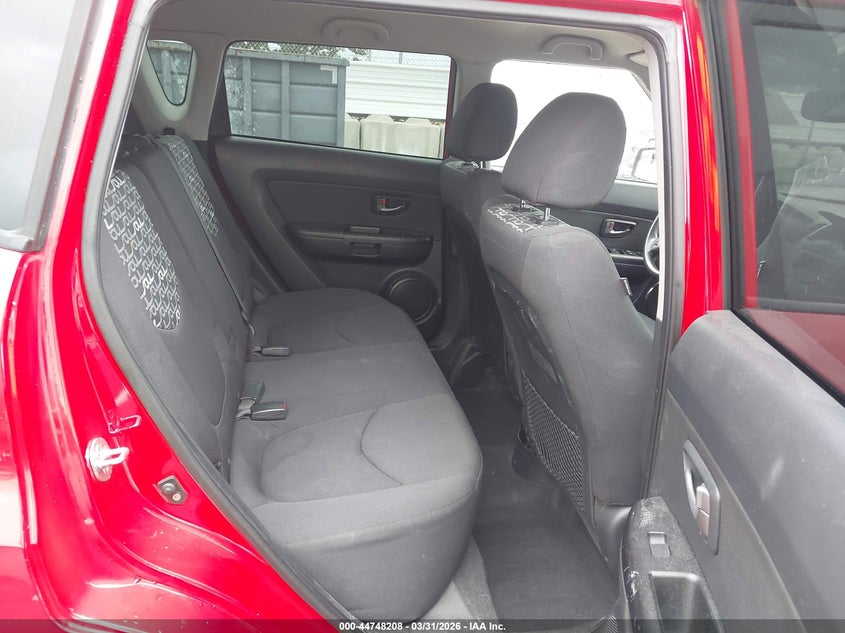 2011 Kia Soul VIN KNDJT2A22B7234416 IAAI salvage auction — FRONT & REAR, Salvage (California), sold $400 on 2026-07-08 (photo 8)