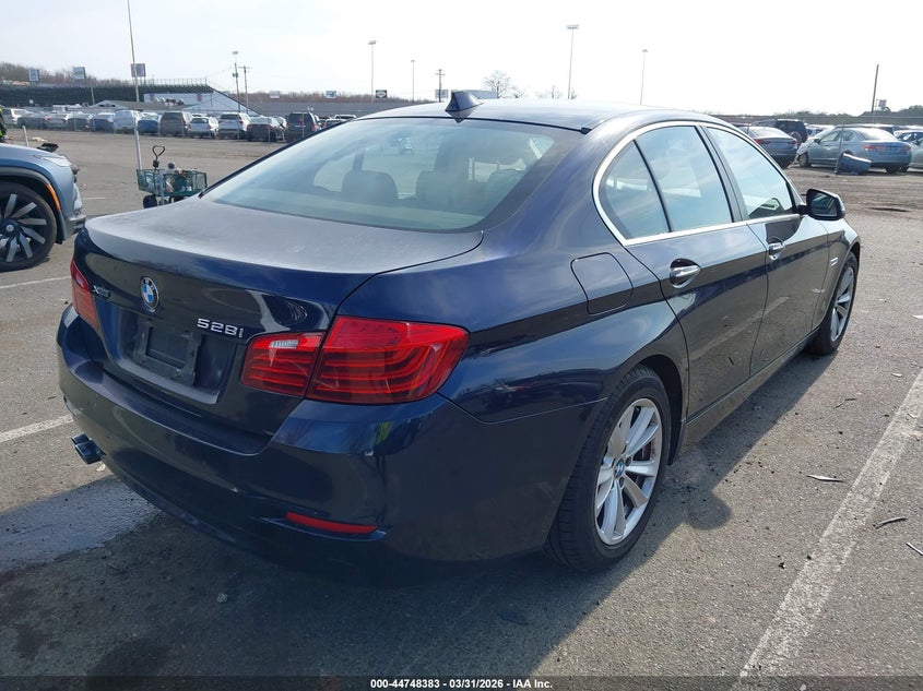 2016 BMW 5er VIN WBA5A7C59GG151114 IAAI salvage auction — LEFT SIDE, Salvage (New Jersey), sold $4,750 on 2026-07-13 (photo 4)