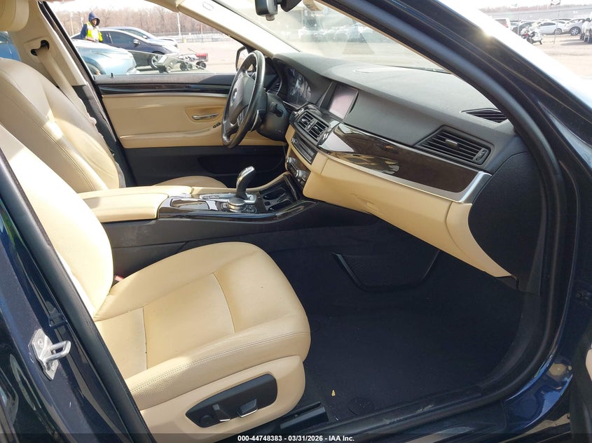 2016 BMW 5er VIN WBA5A7C59GG151114 IAAI salvage auction — LEFT SIDE, Salvage (New Jersey), sold $4,750 on 2026-07-13 (photo 5)