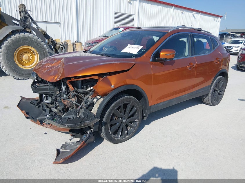 2017 Nissan Rogue VIN JN1BJ1CR1HW116258 IAAI salvage auction — FRONT END, Salvage (Illinois), sold $1,800 on 2026-07-28 (photo 2)