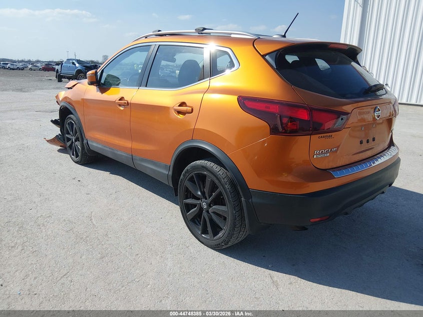 2017 Nissan Rogue VIN JN1BJ1CR1HW116258 IAAI salvage auction — FRONT END, Salvage (Illinois), sold $1,800 on 2026-07-28 (photo 3)