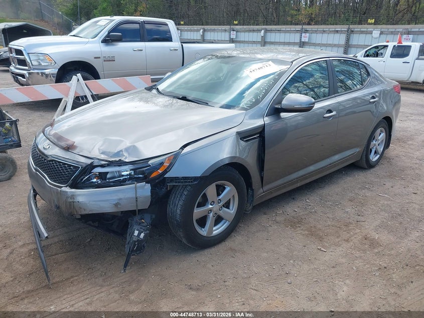 2015 Kia Optima VIN 5XXGM4A72FG415737 IAAI salvage auction — LEFT FRONT, Wait Title, sold $825 on 2026-07-08 (photo 2)